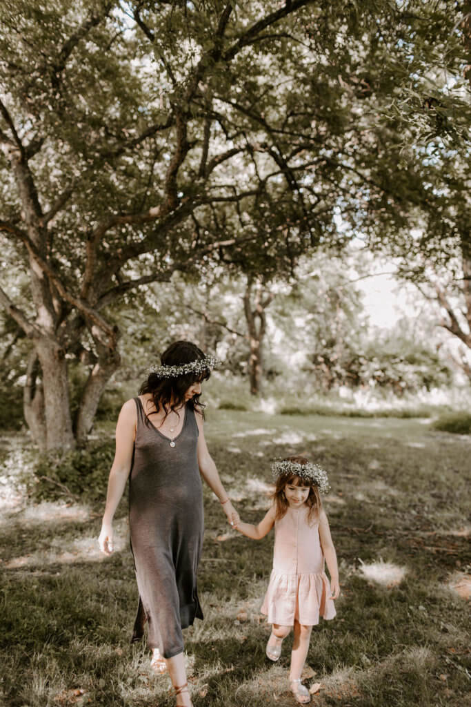 Going from one to two kids, individual time, relationship, second child, philadelphia style blog, style blogger, mommy and me, floral crown, family photos, mother daughter photos
